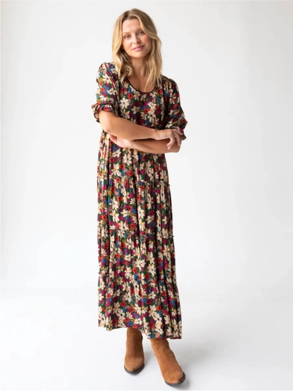 NATURAL LIFE Collette Tiered Boho Maxi Dress Floral Lillies Size Medium